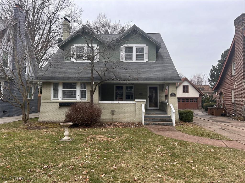 Kenilworth Dr, Akron, OH 44313