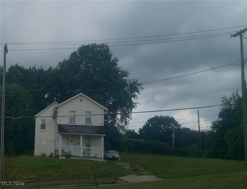 S Jackson St, Youngstown, OH 44506