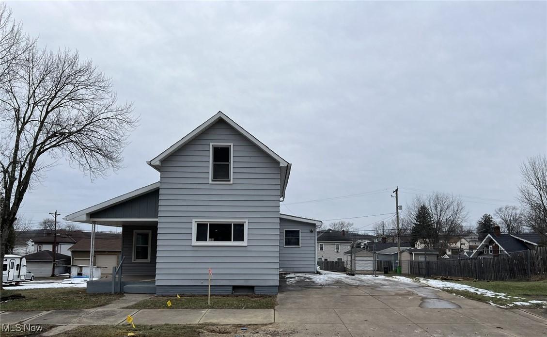 N 3rd St, Dennison, OH 44621