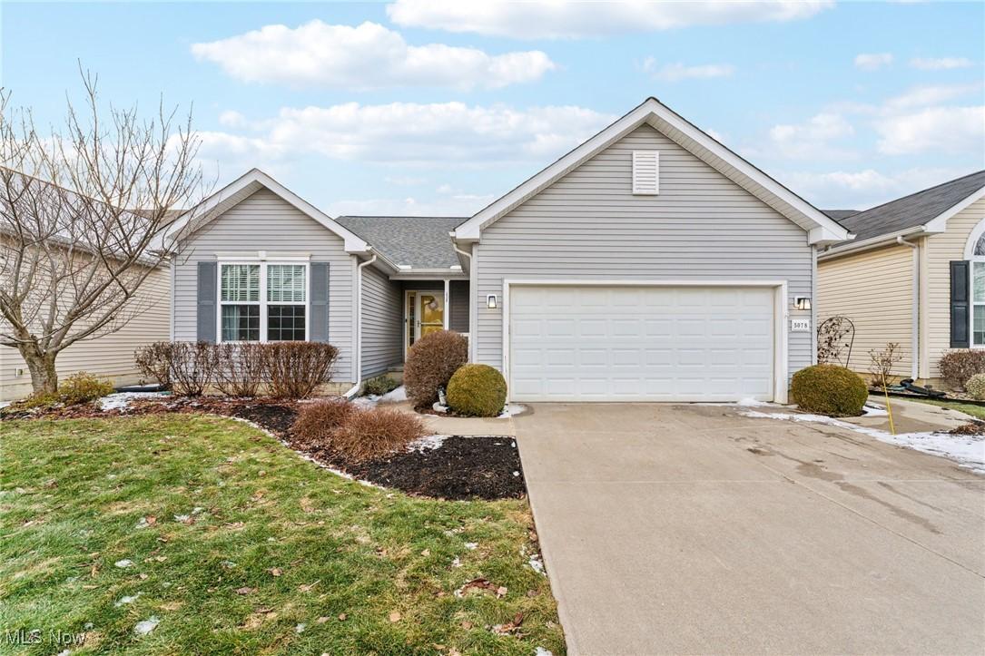 Ravenway Dr, North Ridgeville, OH 44039