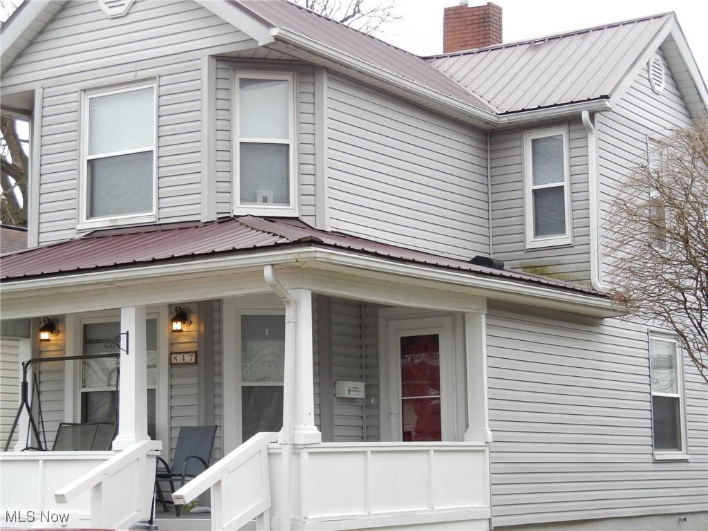 Locust St, Coshocton, OH 43812