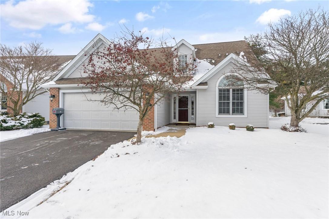 Lake Pointe Cir, Canfield, OH 44406