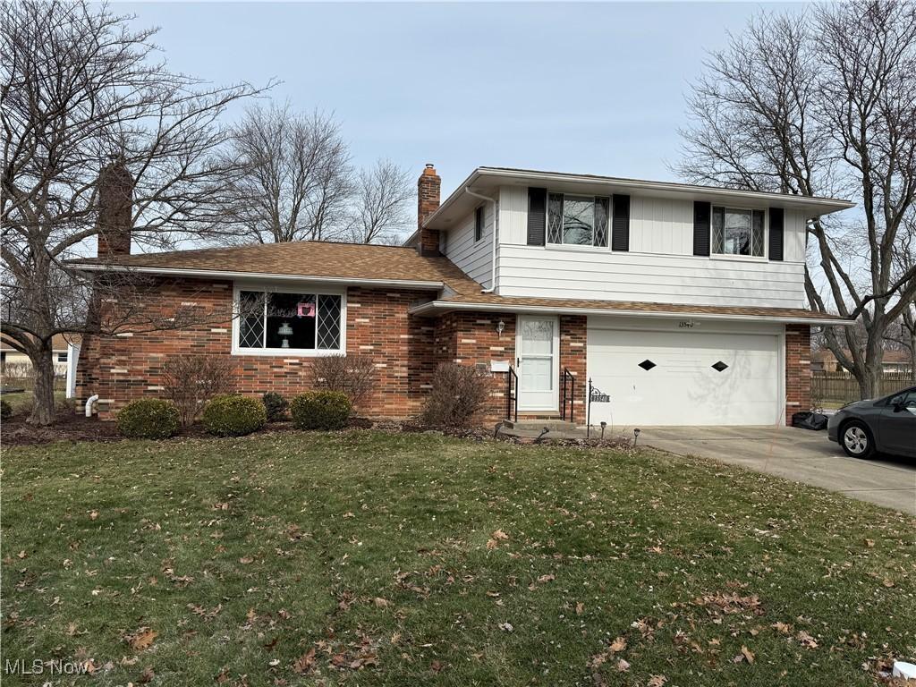 Indian Creek Dr, Middleburg Heights, OH 44130