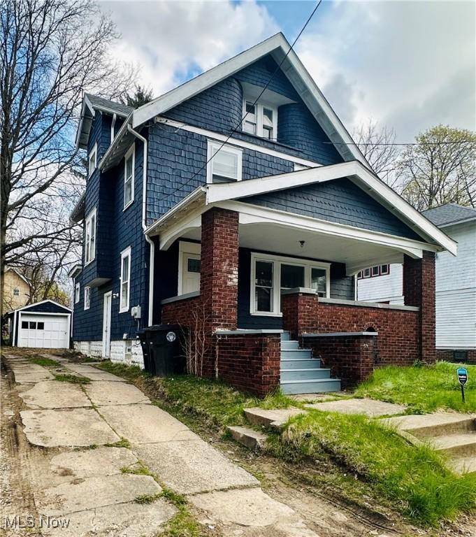 Delia Ave, Akron, OH 44320