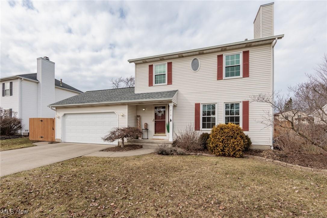 Finch Dr, Elyria, OH 44035