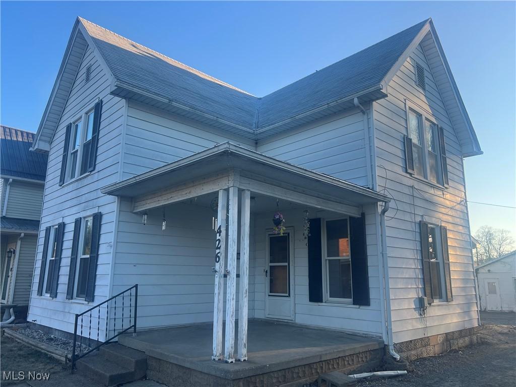 N 8th St, Coshocton, OH 43812