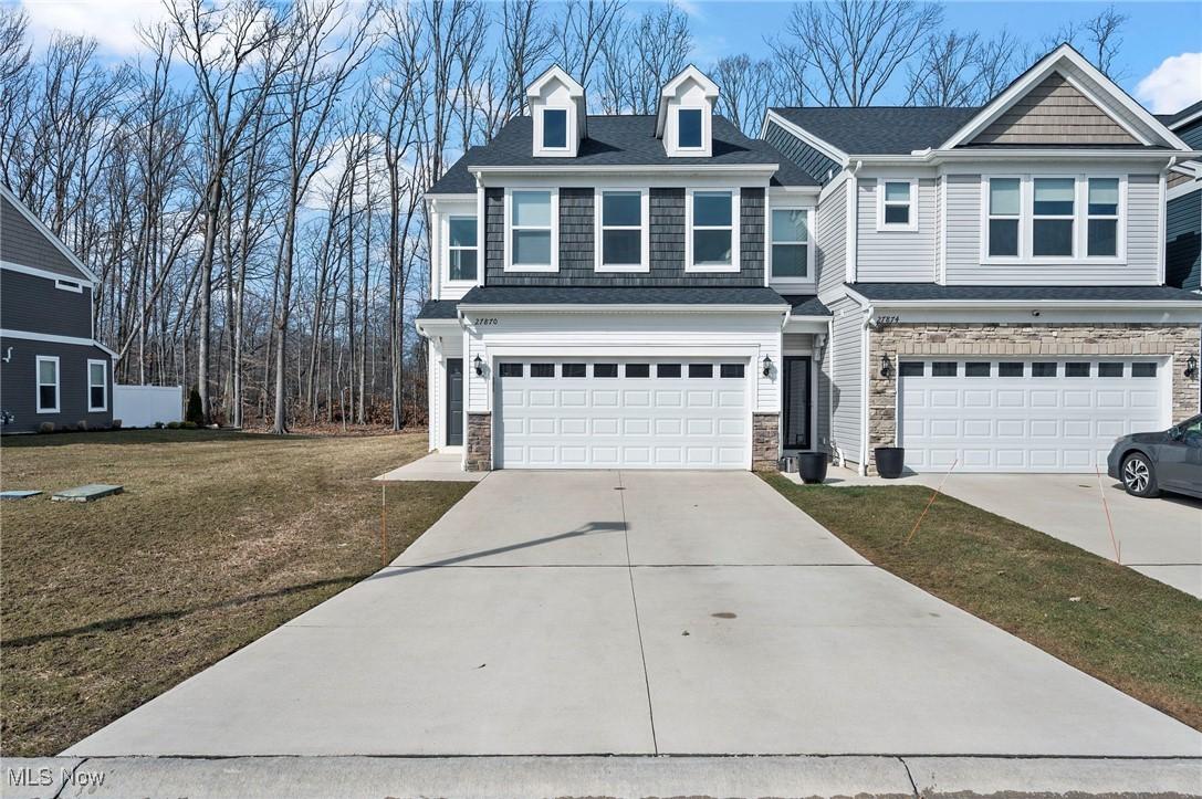 Birchwood Ct, Westlake, OH 44145