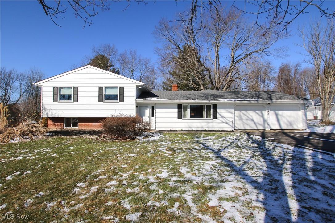 Maple Hill Dr, Chagrin Falls, OH 44022