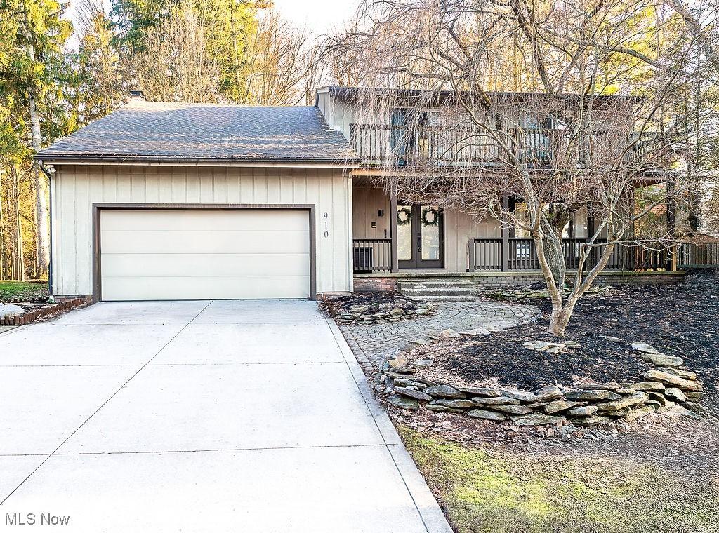 Hemlock Ln, Northfield, OH 44067