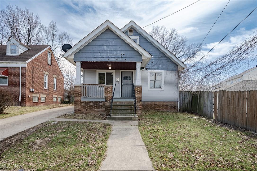 Courtland Ave, Cleveland, OH 44111