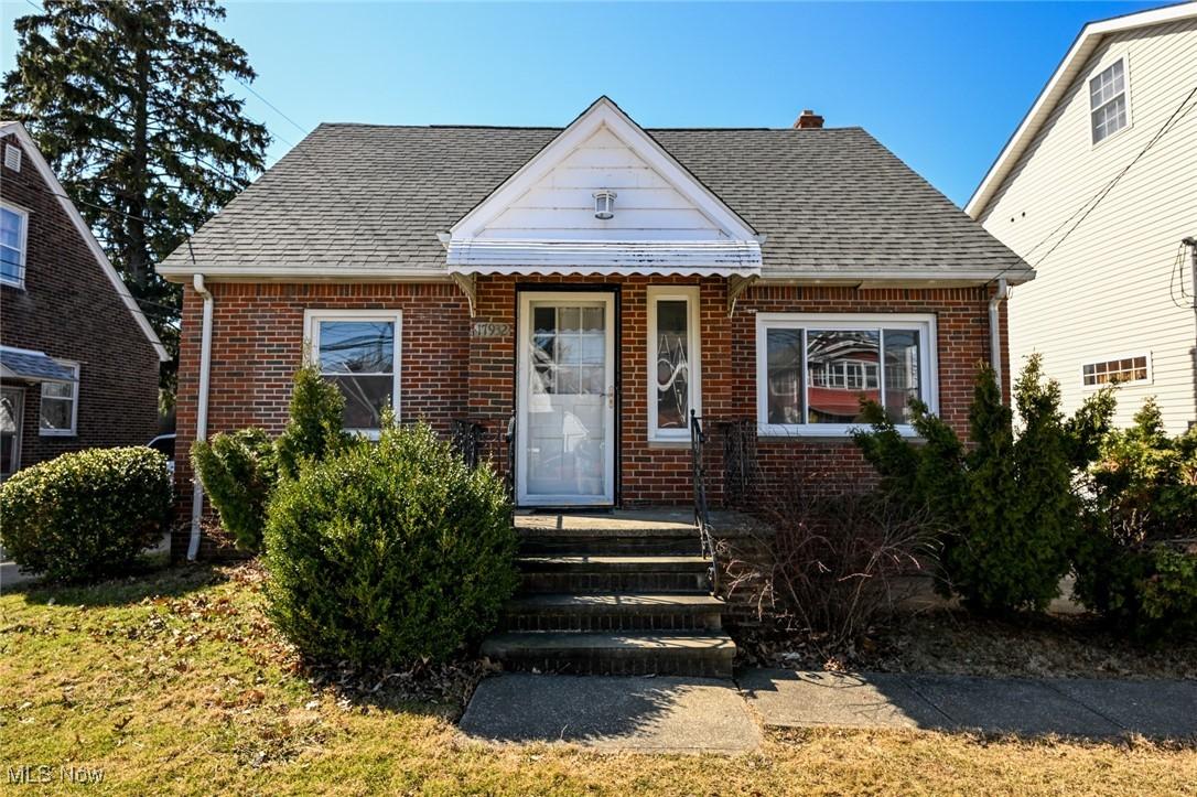 Neff Rd, Cleveland, OH 44119