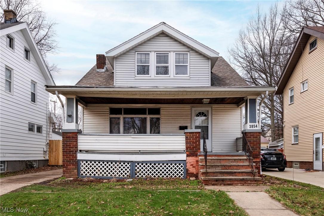 W 132nd St, Cleveland, OH 44111
