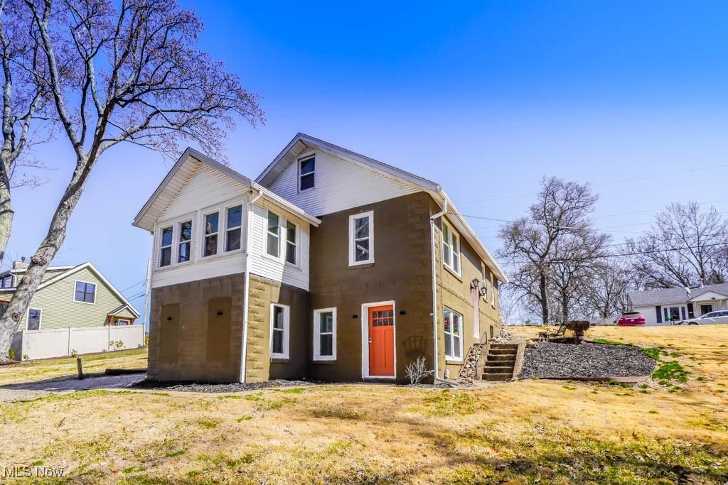 Canova Dr, Coventry Township, OH 44319