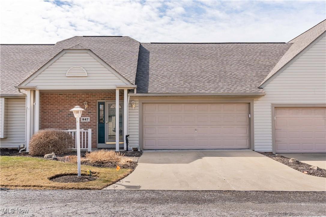 Beverly Ave, Canal Fulton, OH 44614