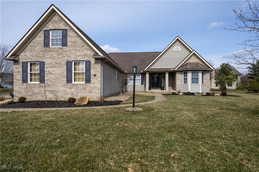 Lockwood Rd, Barberton, OH 44203