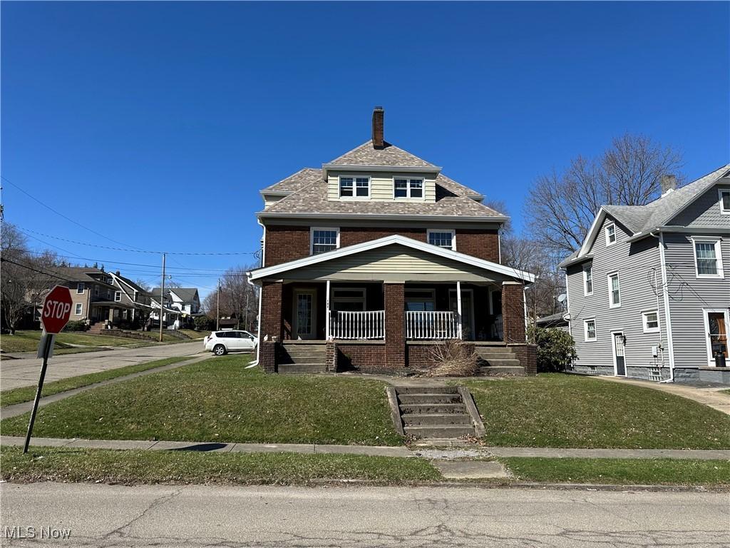 Hager St, Hubbard, OH 44425