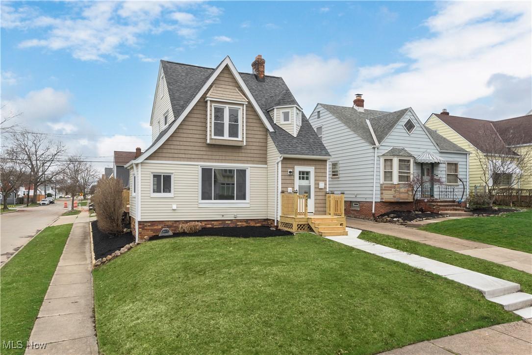 W 61st St, Cleveland, OH 44144
