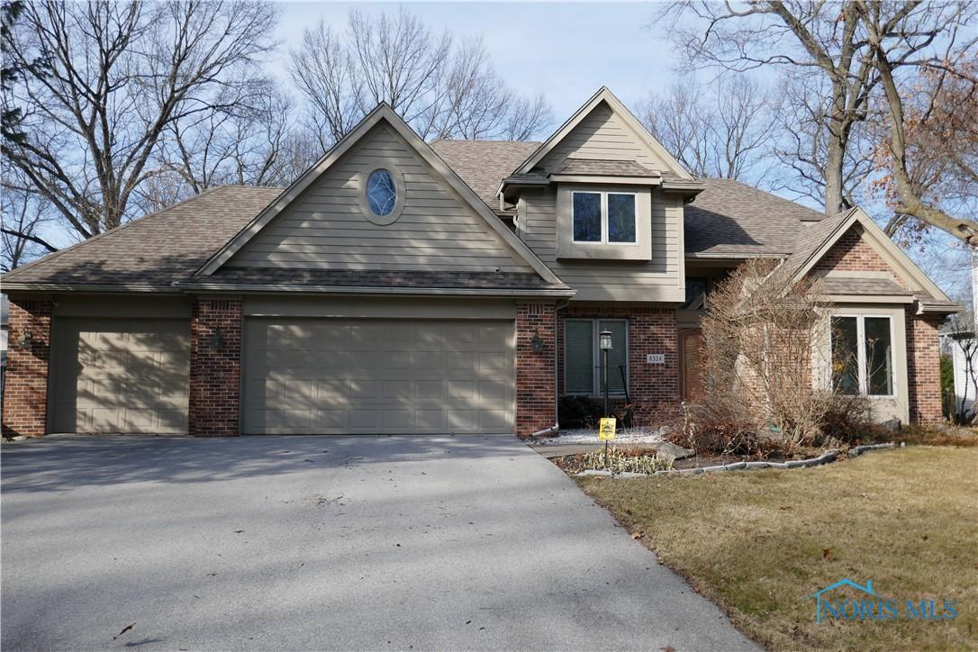 Country Brook Dr, Holland, OH 43528