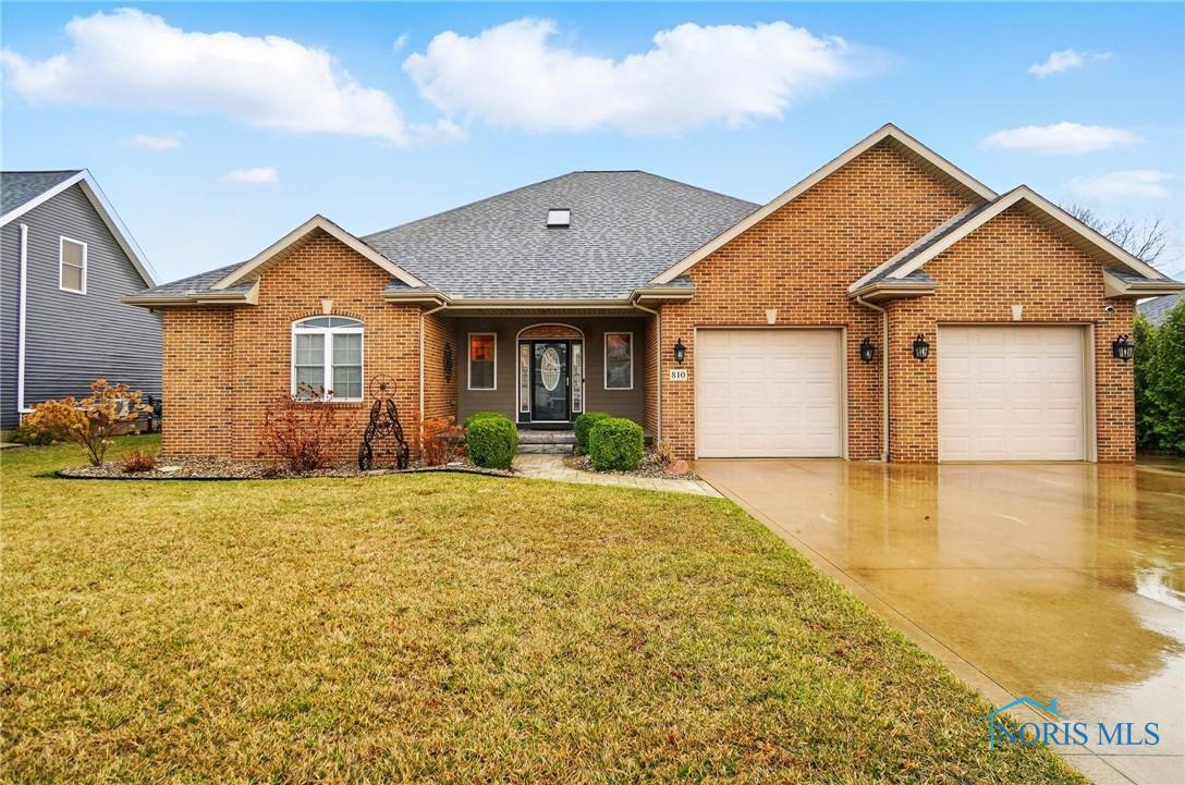 Barnstable Ln, Bowling Green, OH 43402