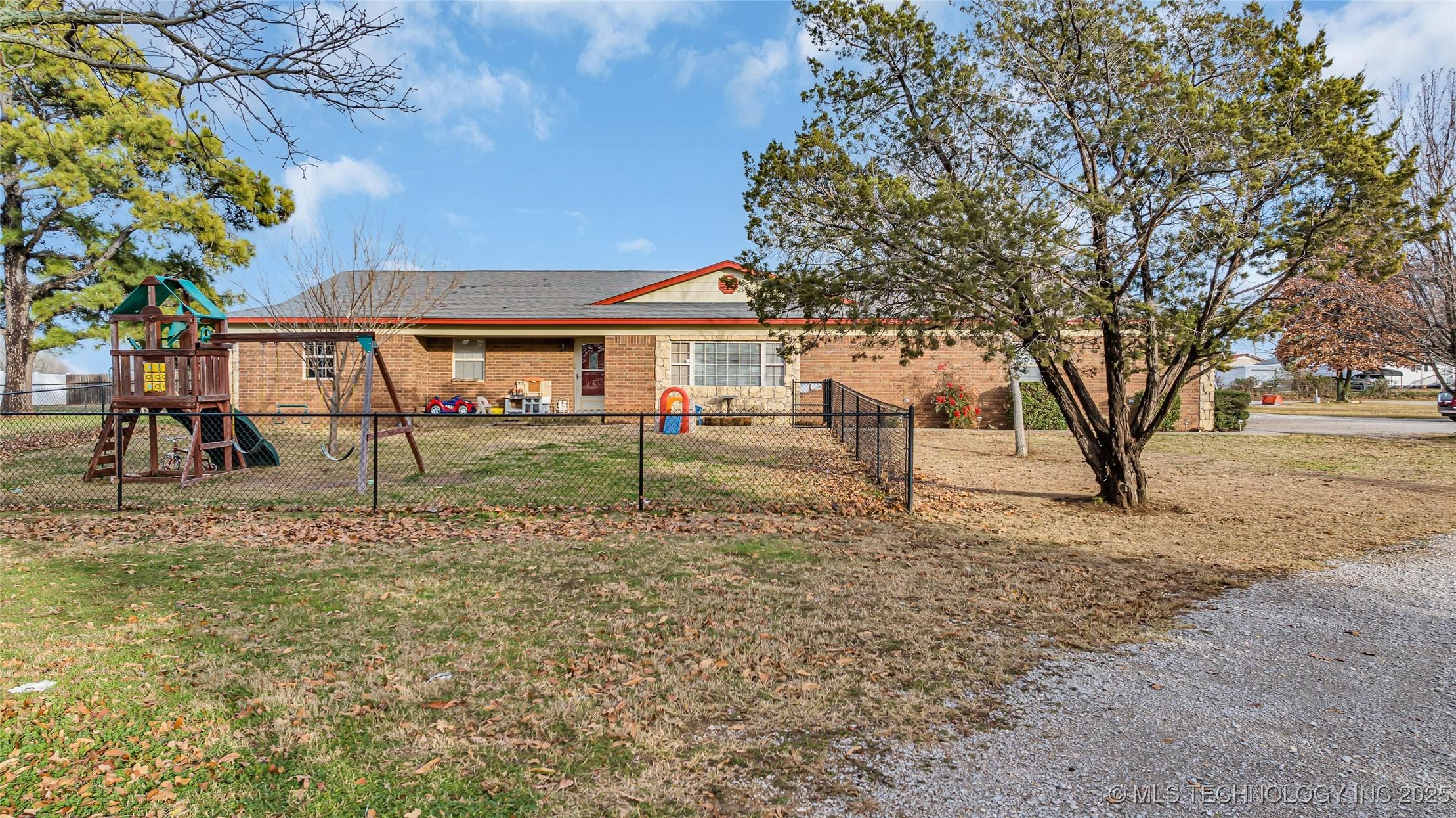 Evergreen St, Lone Grove, OK 73443