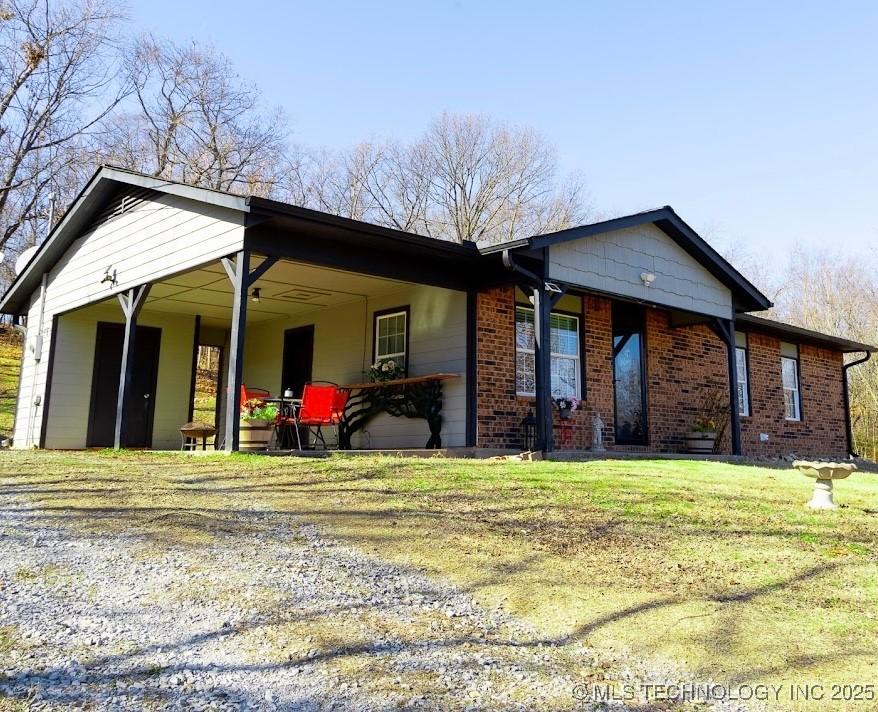 S 560 Rd, Rose, OK 74364