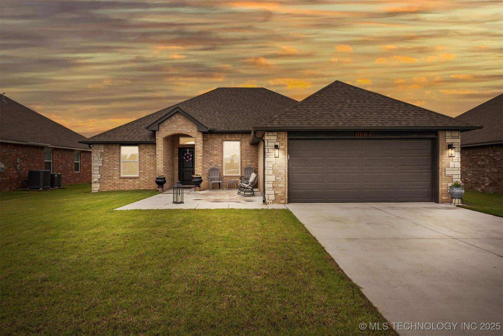S 276th East Ave, Coweta, OK 74429