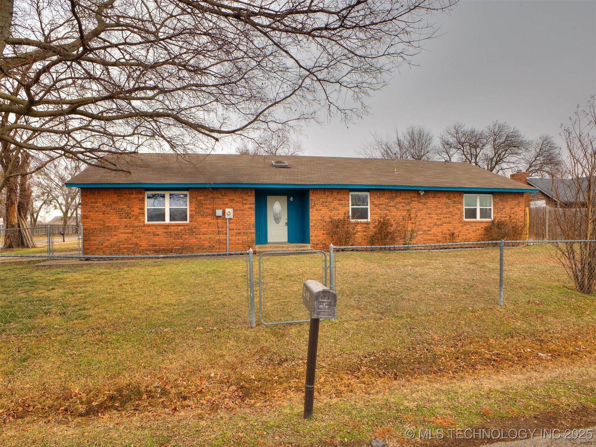 S Barber St, Glenpool, OK 74033