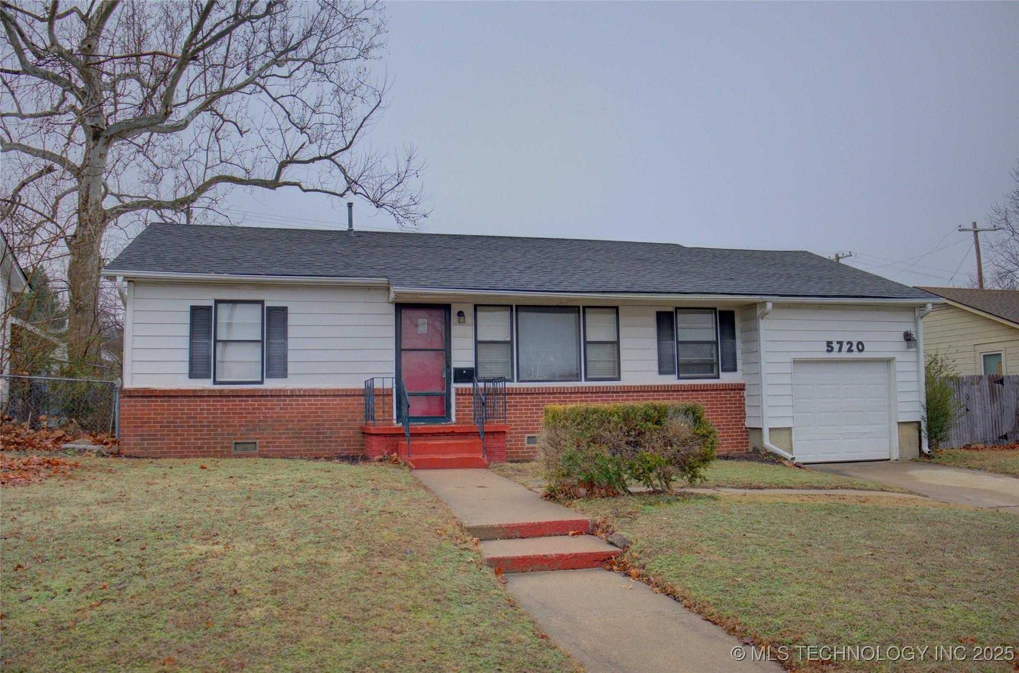 E 20th St, Tulsa, OK 74112