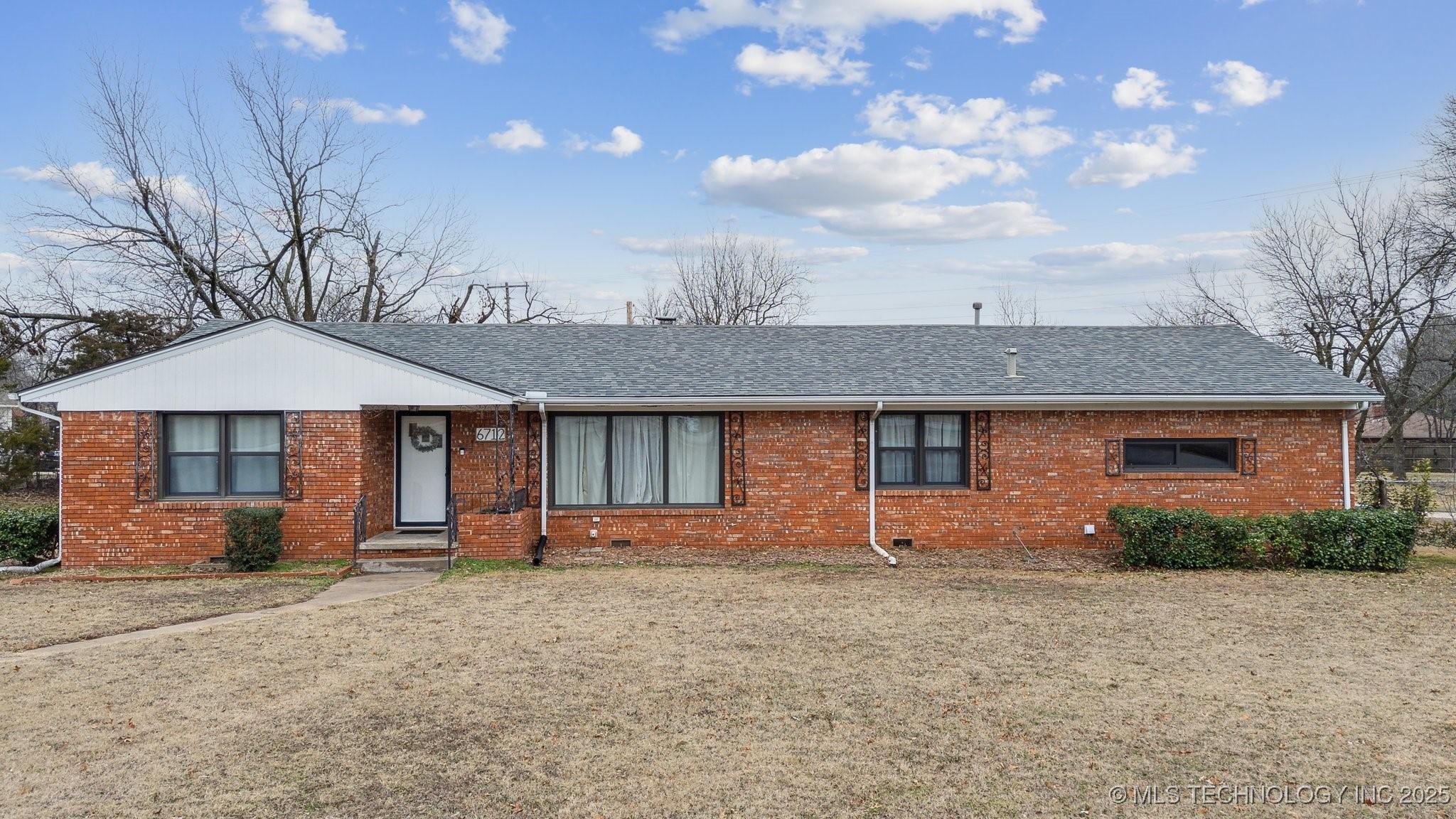 E 25th Pl, Tulsa, OK 74129