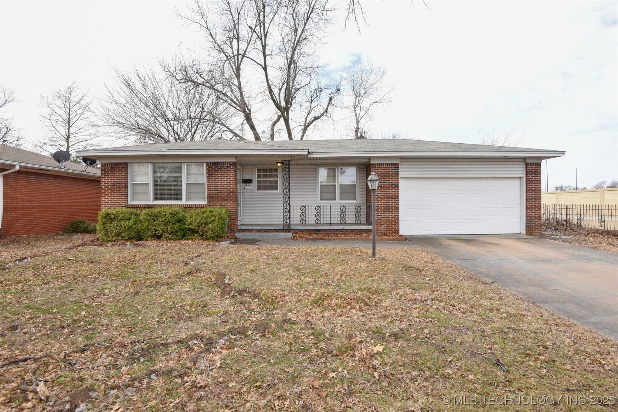 S Madison Ave, Tulsa, OK 74105