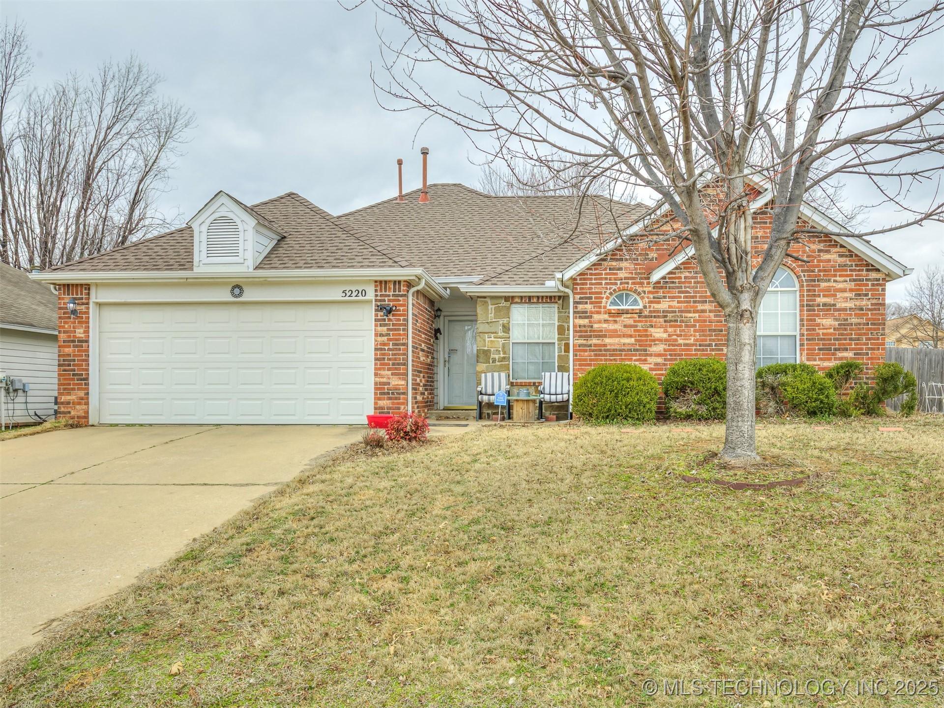 S Poplar Ave, Broken Arrow, OK 74011