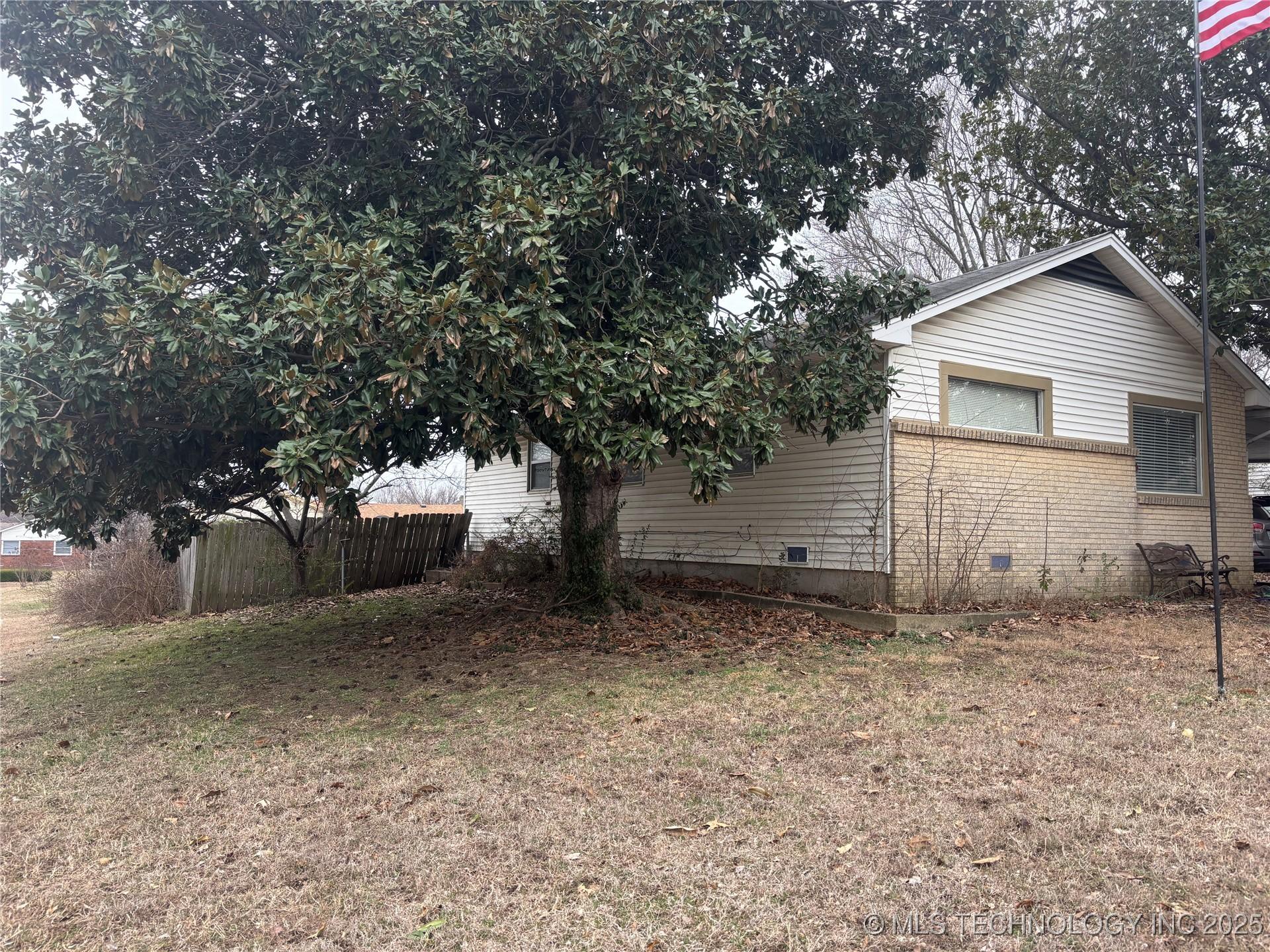 E 26th Pl, Tulsa, OK 74114