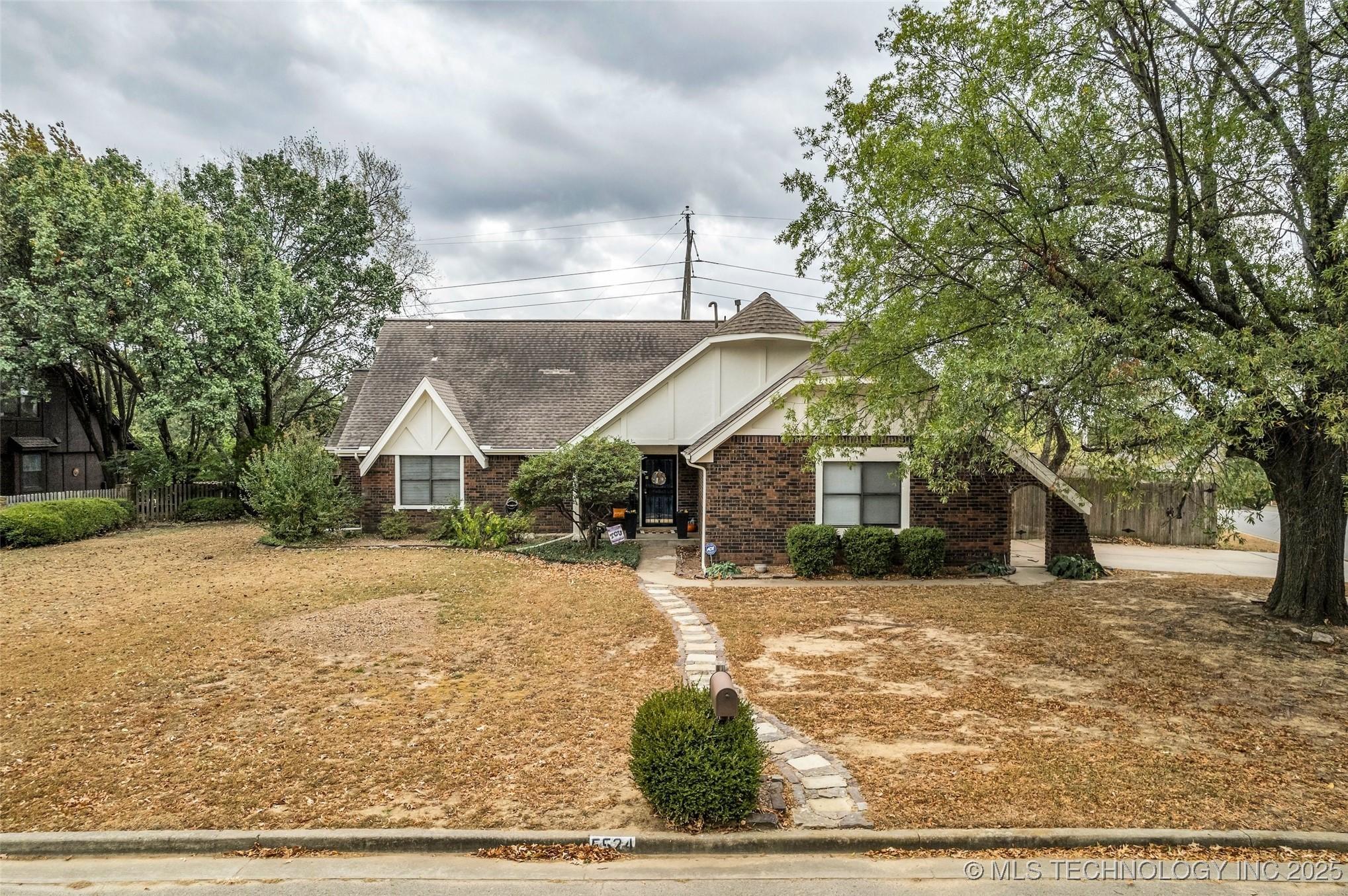 E 76th St, Tulsa, OK 74136