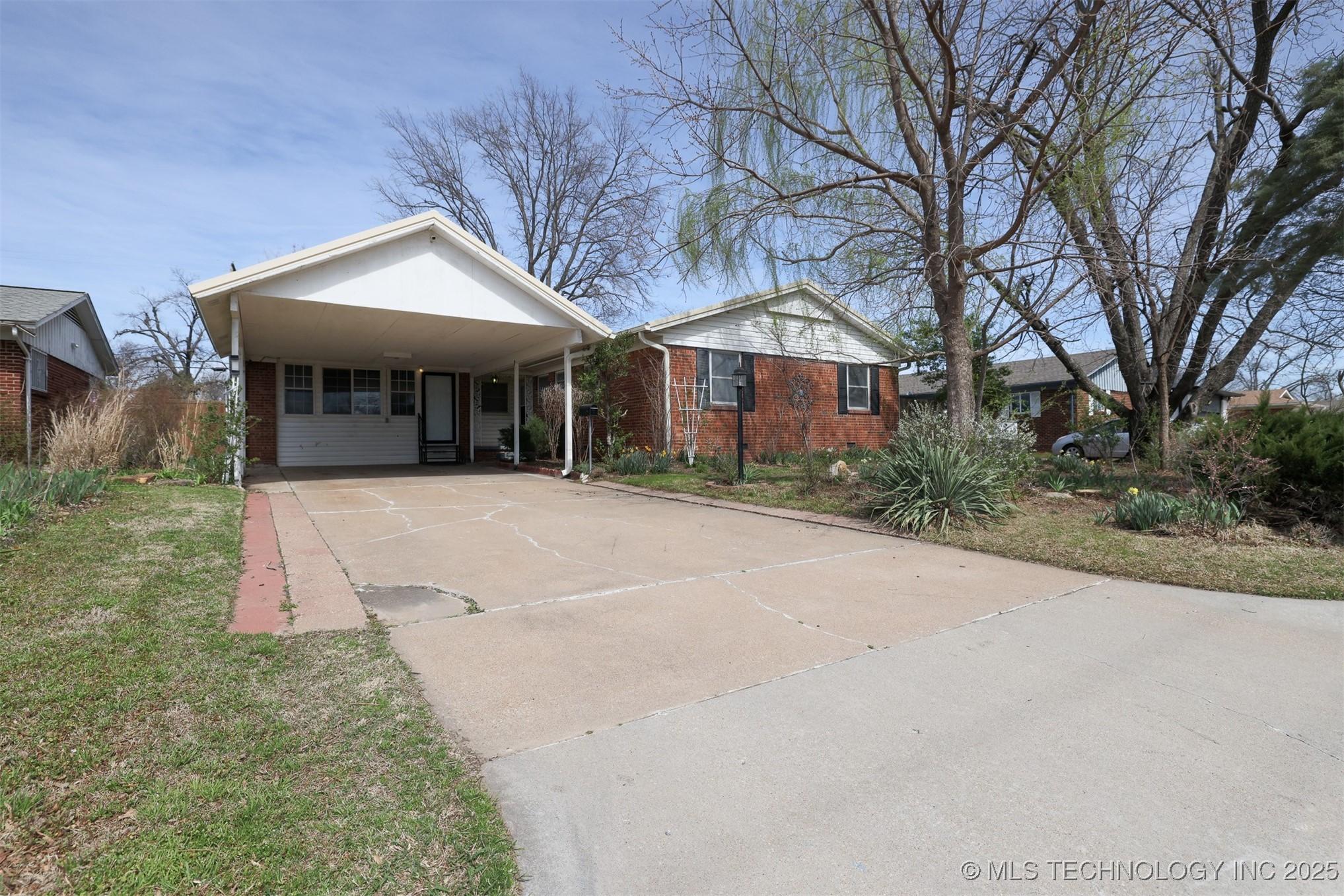 E 31st St, Tulsa, OK 74135