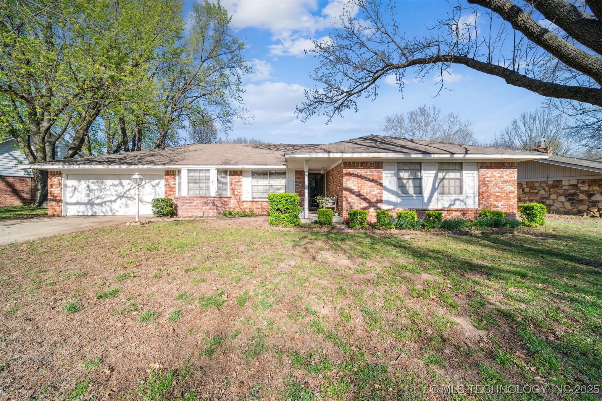 S 70th Ave E, Tulsa, OK 74133