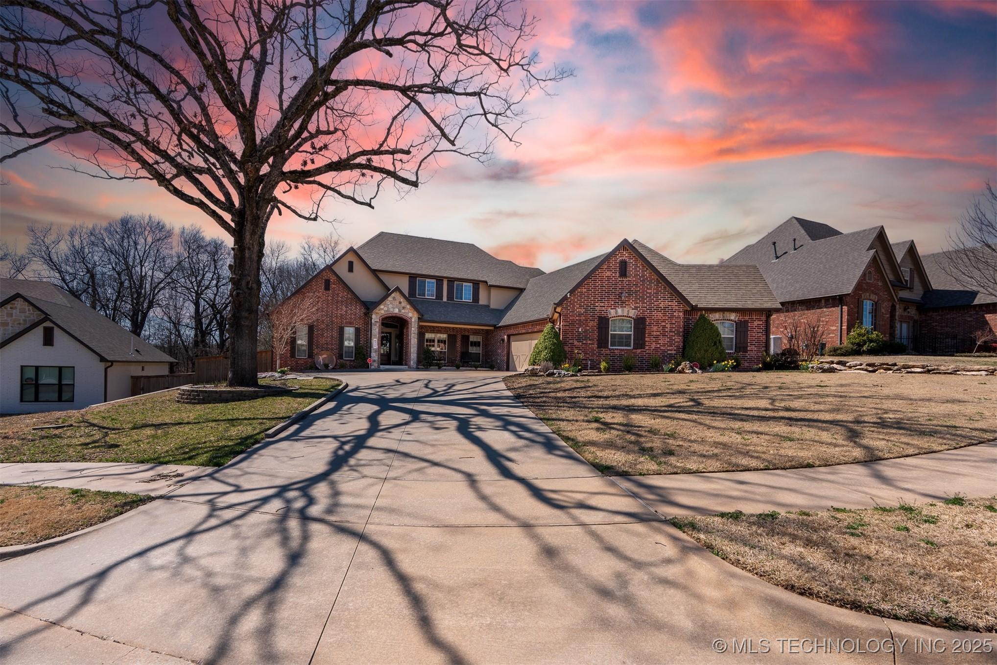 S 14th Pl, Broken Arrow, OK 74011