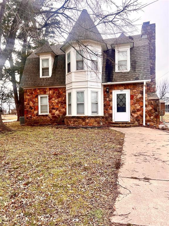 S Cleveland Ave, Cushing, OK 74023