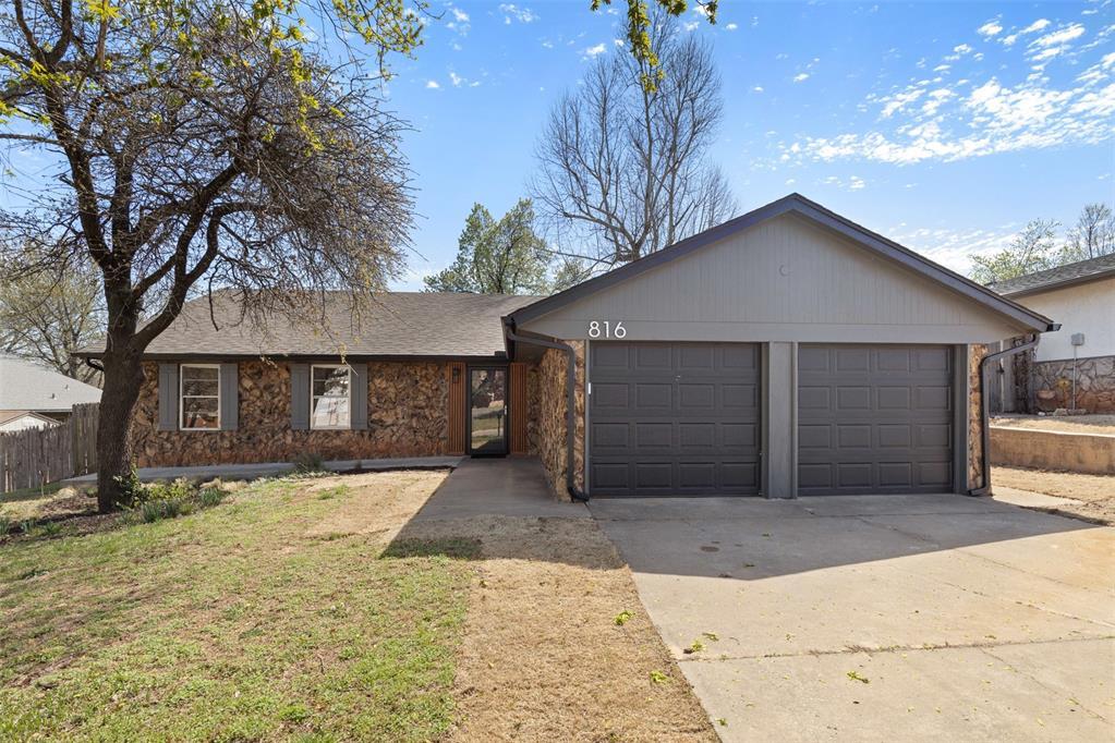 Elmwood Dr, Edmond, OK 73013