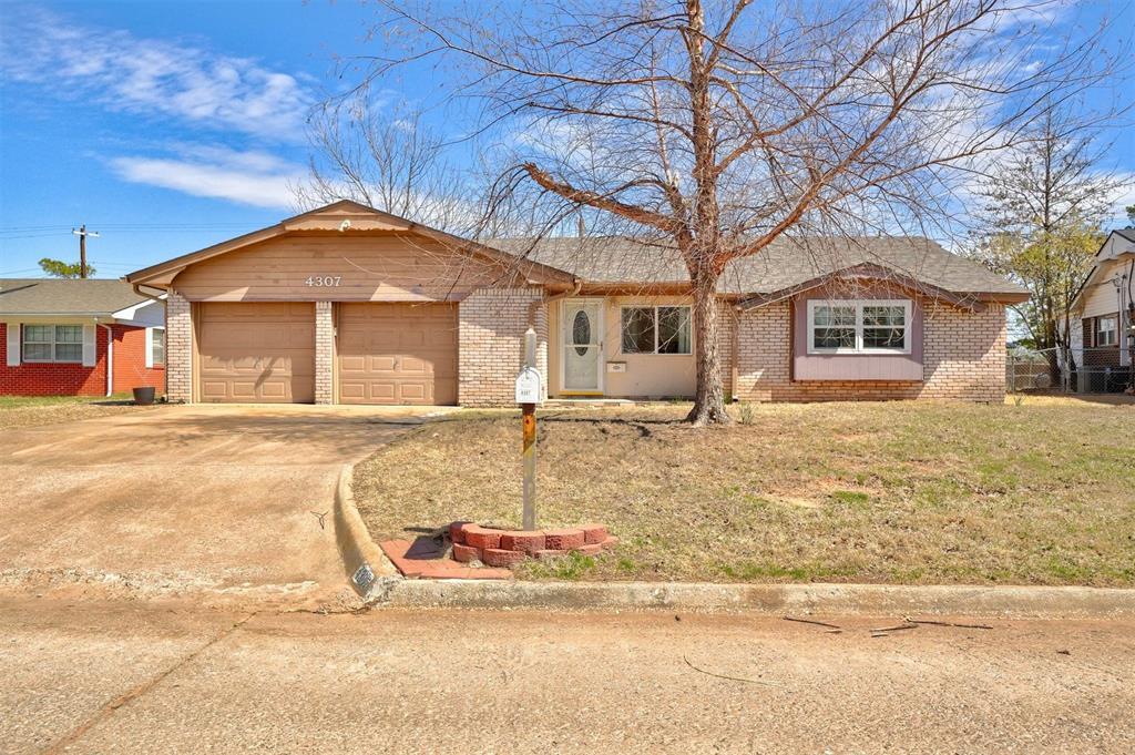 N Aydelotte Ave, Shawnee, OK 74804