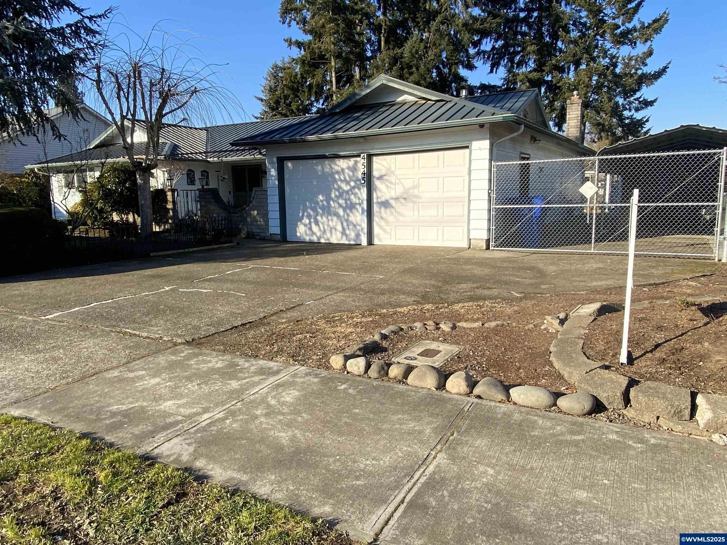 Satter Dr Ne, Salem, OR 97305