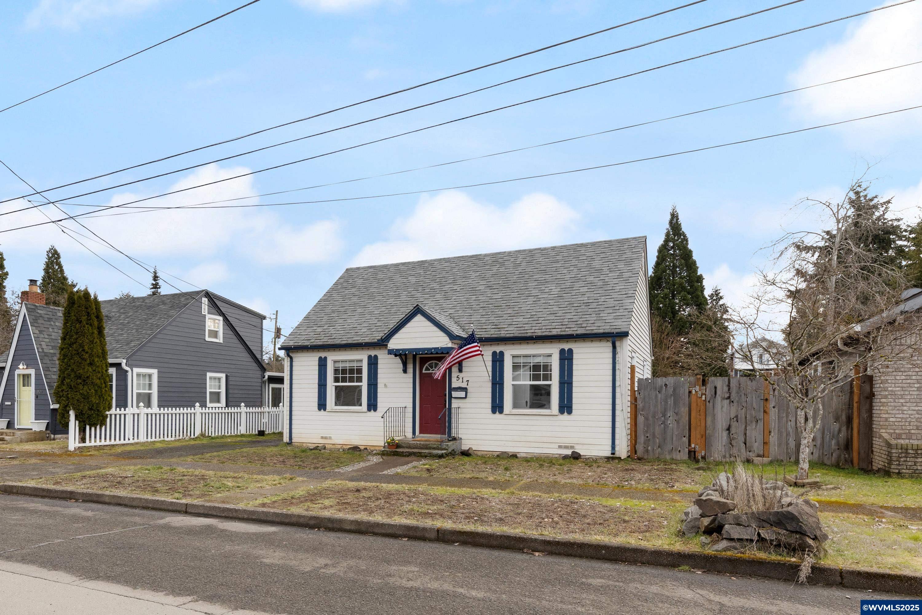 Sw Clay St, Dallas, OR 97338