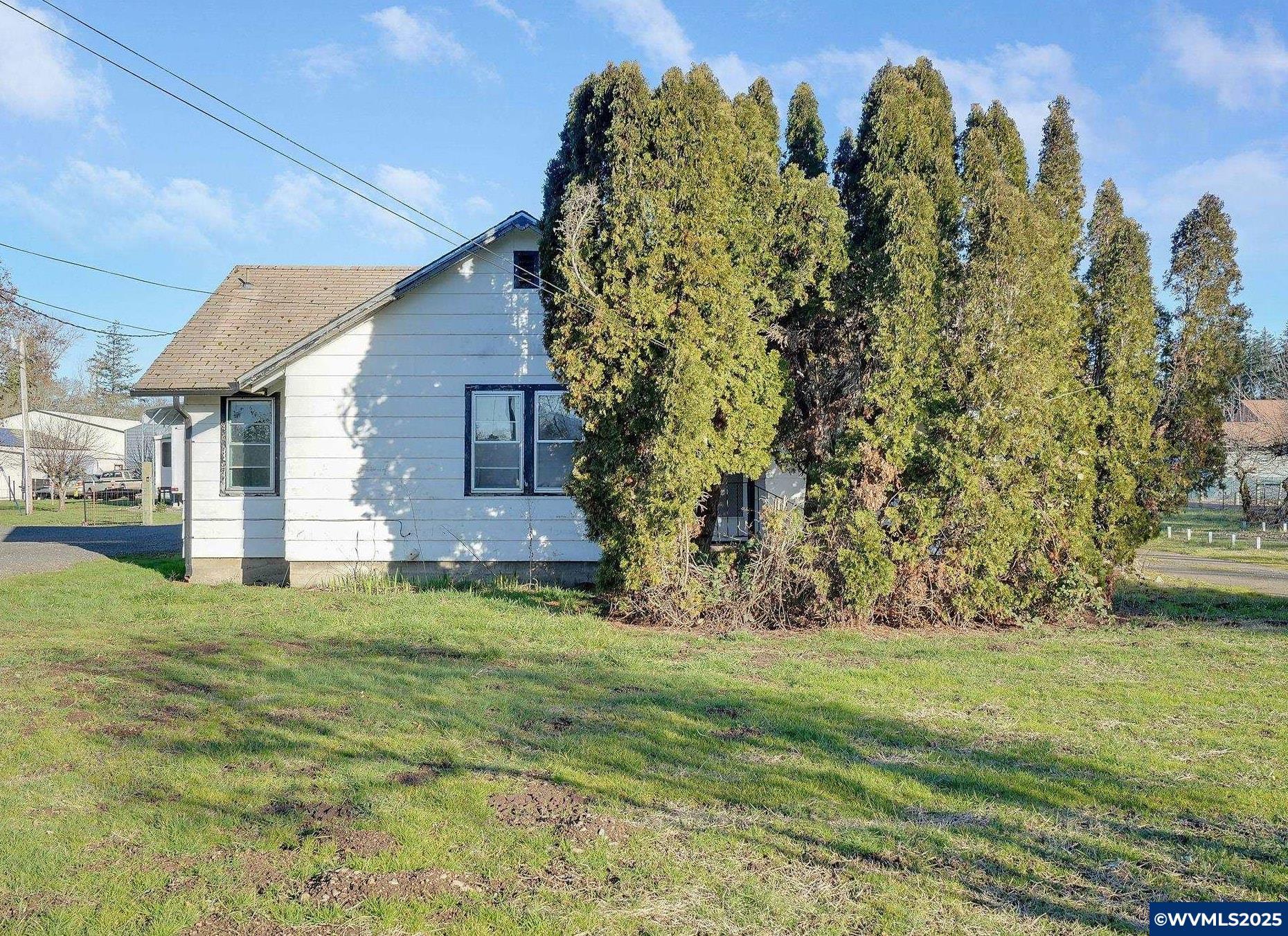 Central Ave, Lebanon, OR 97355