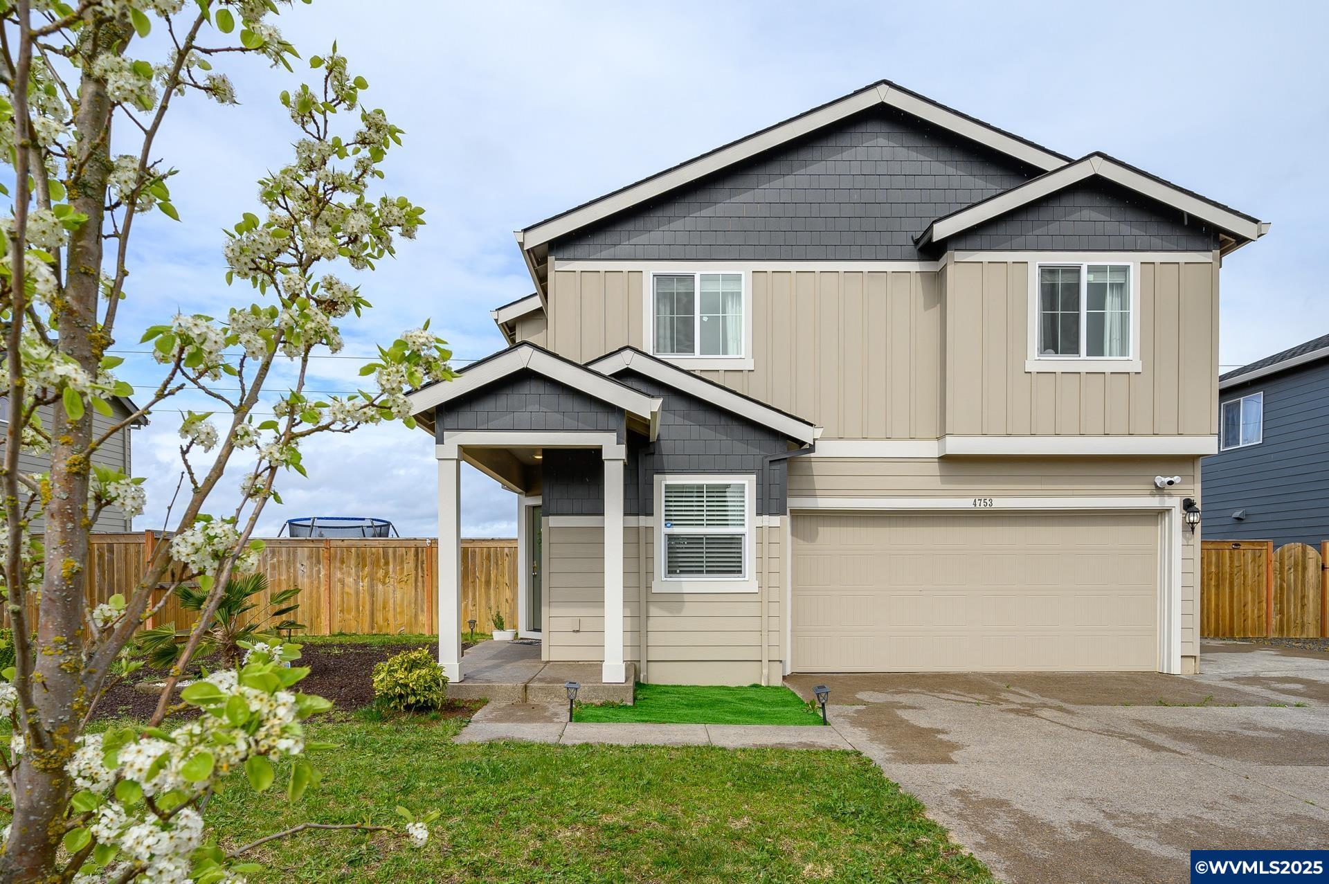Apollo Ave Ne, Salem, OR 97305