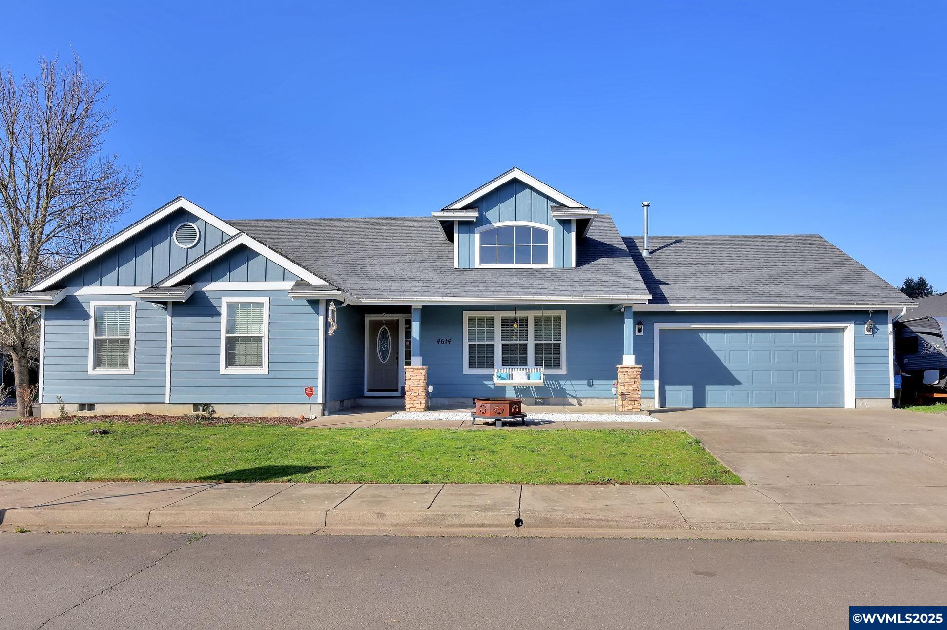 Live Oak St, Sweet Home, OR 97386