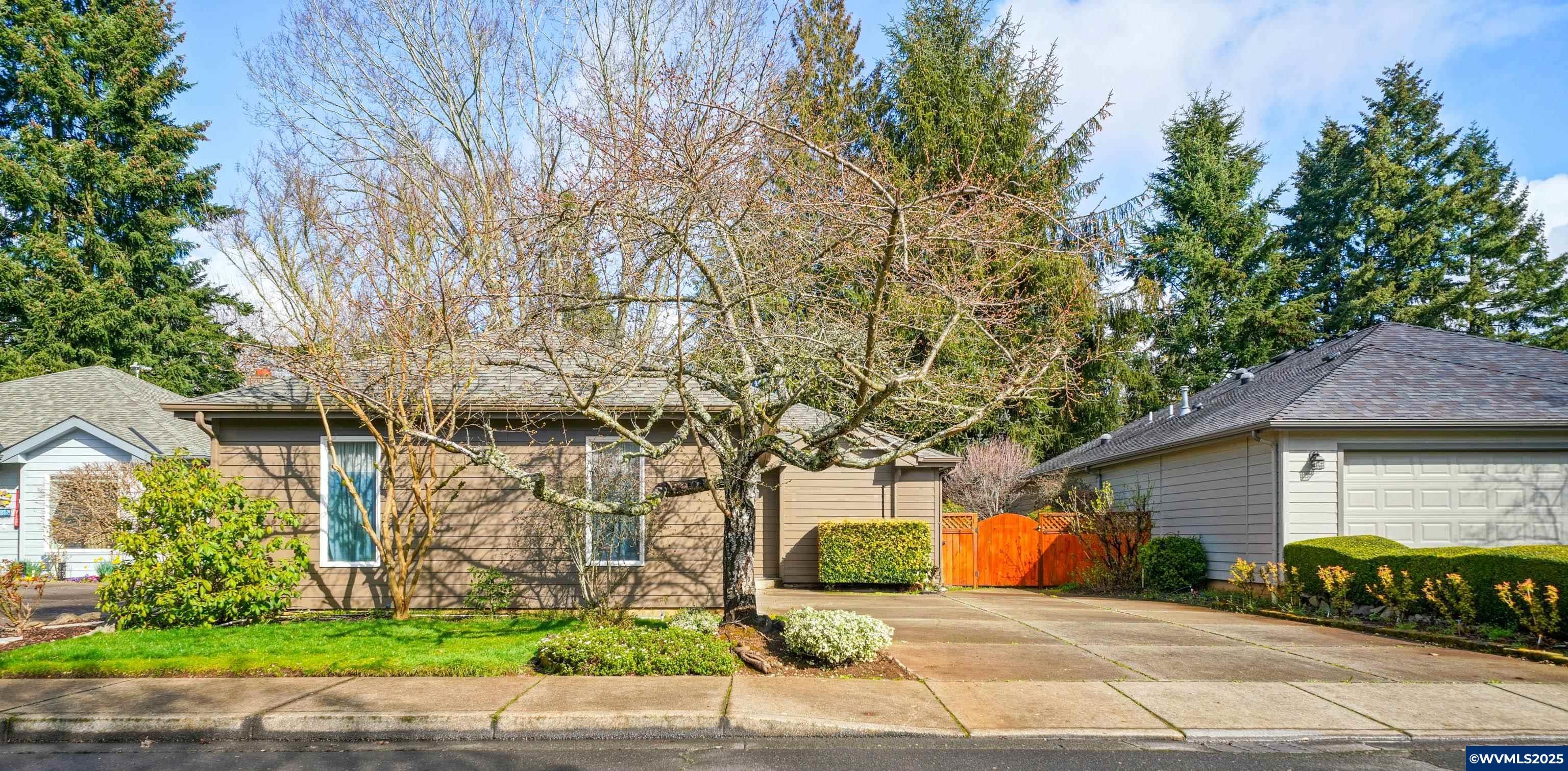 Haas Ln Se, Salem, OR 97302