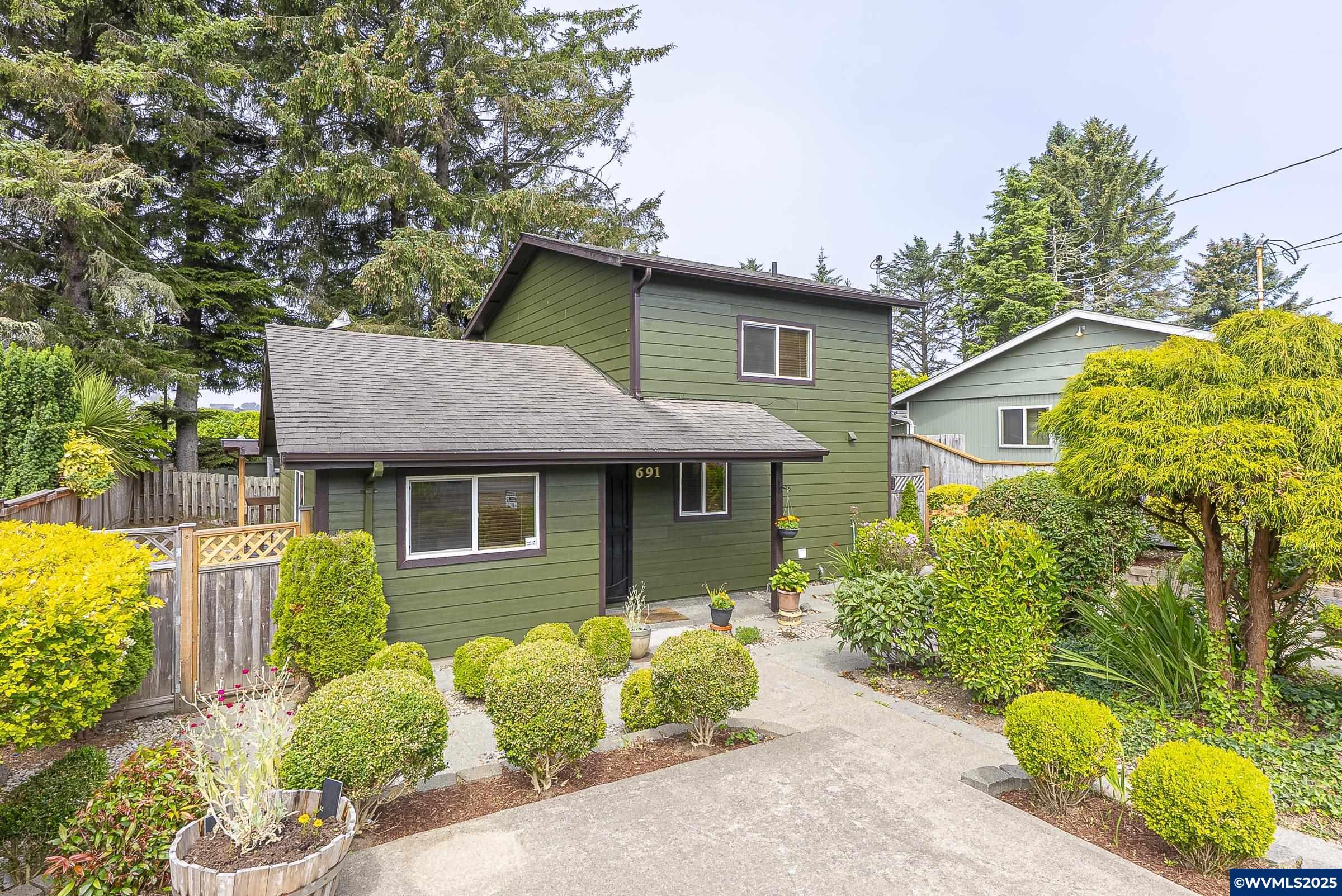 Se Jetty Ave, Lincoln City, OR 97367
