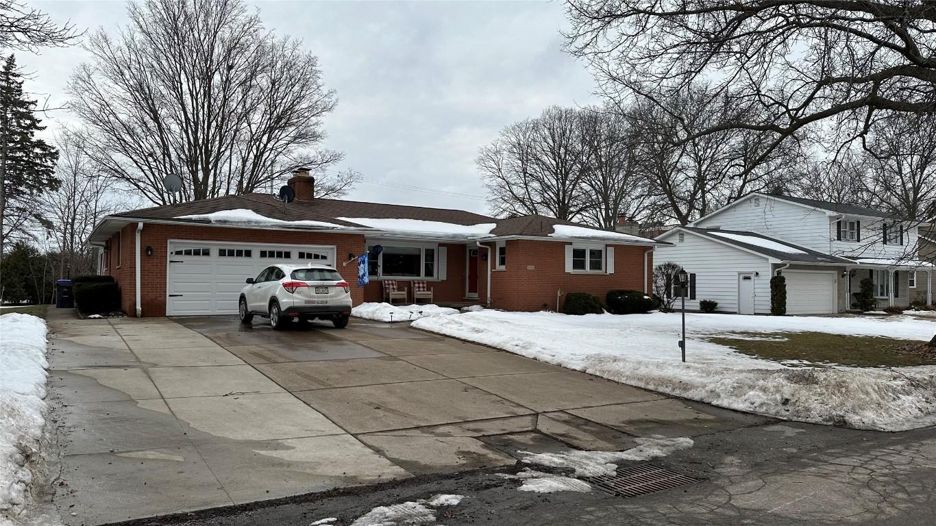Patton St, Erie, PA 16509