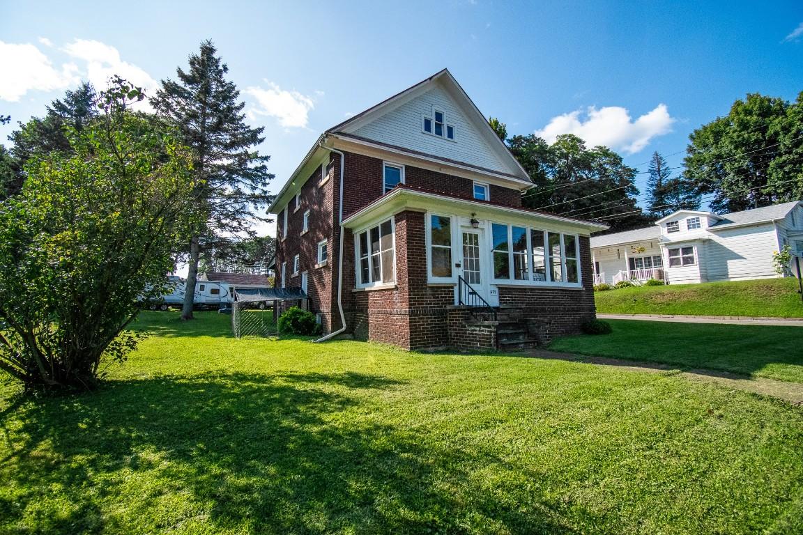 Mead Ave, Corry, PA 16407