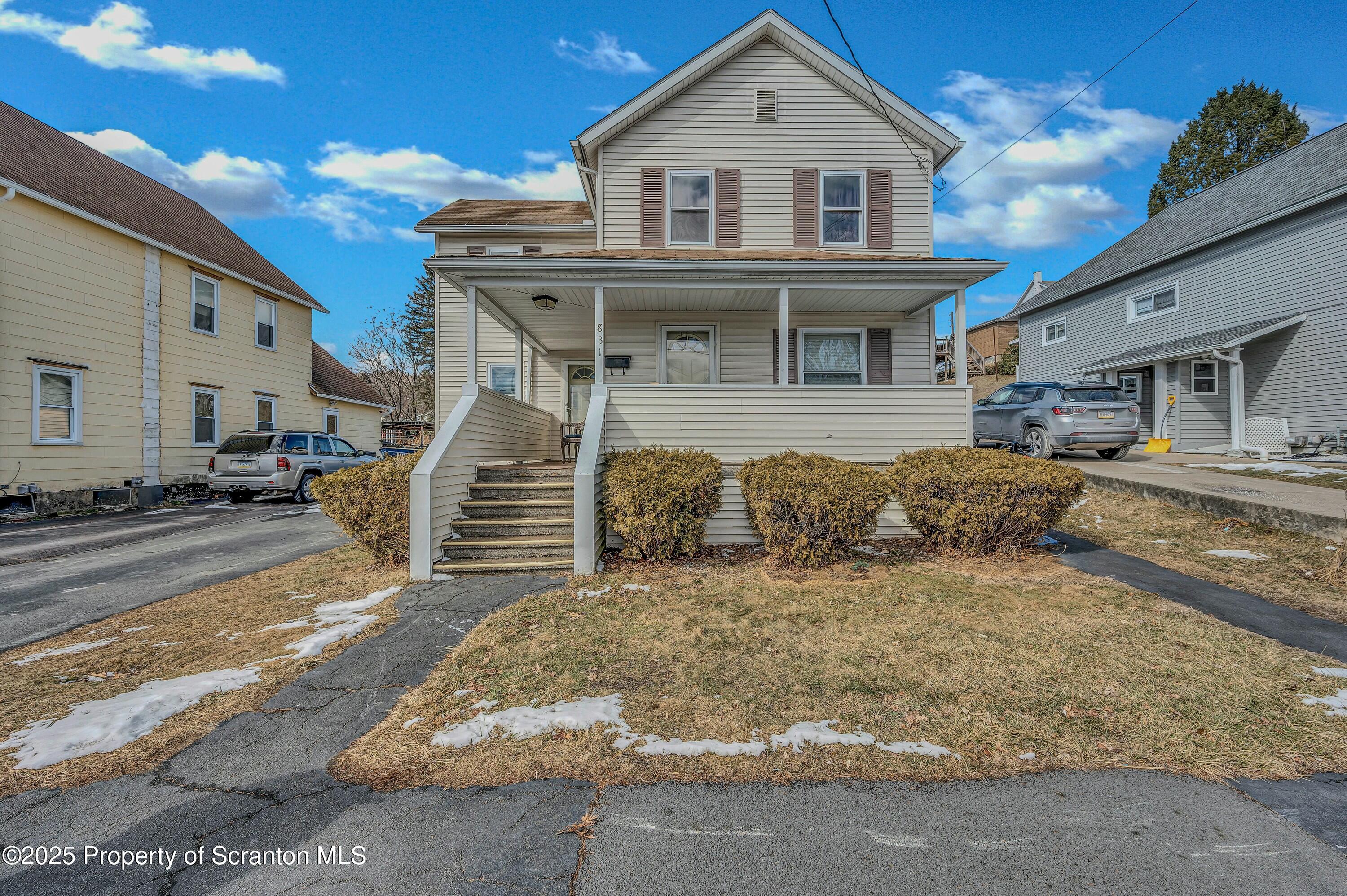 Carmalt St, Dickson City, PA 18519
