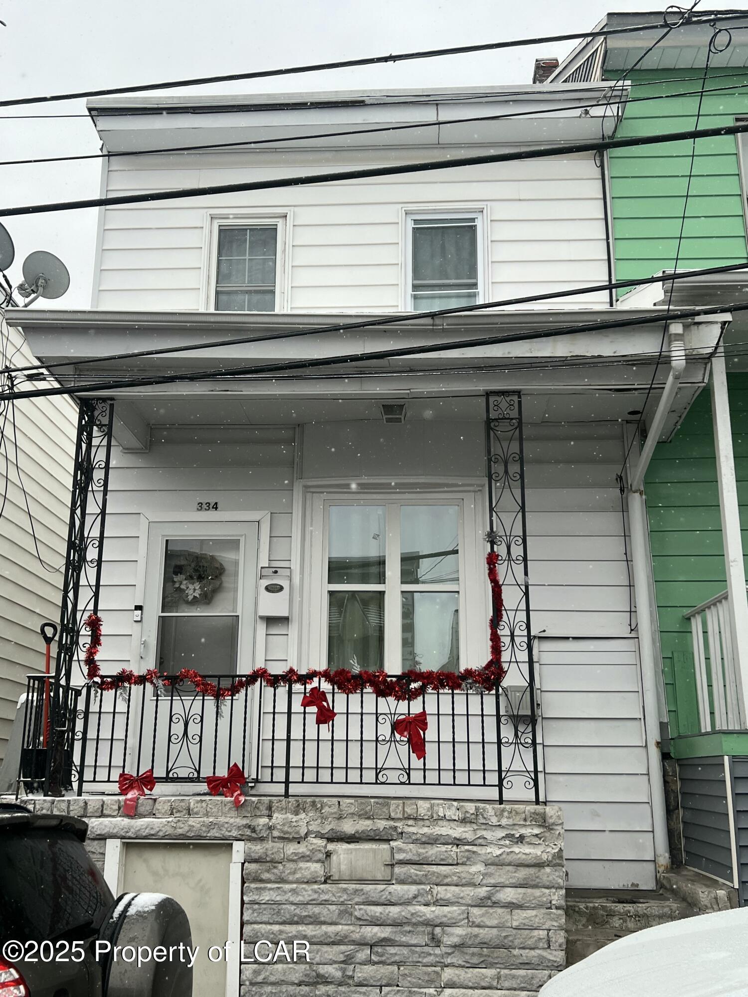 S Jardin St, Shenandoah, PA 17976